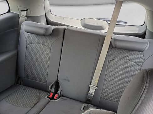 Used 2012 Chevrolet Traverse LT FWD image 34