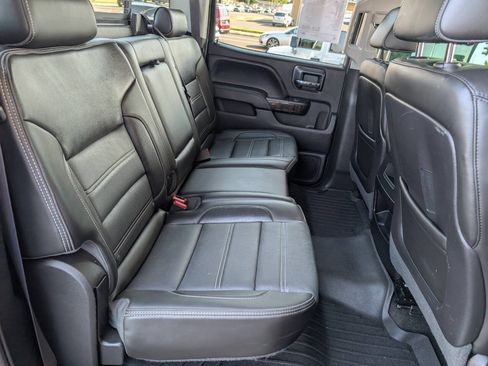 Used 2015 GMC Sierra 2500 Denali w/ Suspension Package, Off-Road AWD/4WD image 15