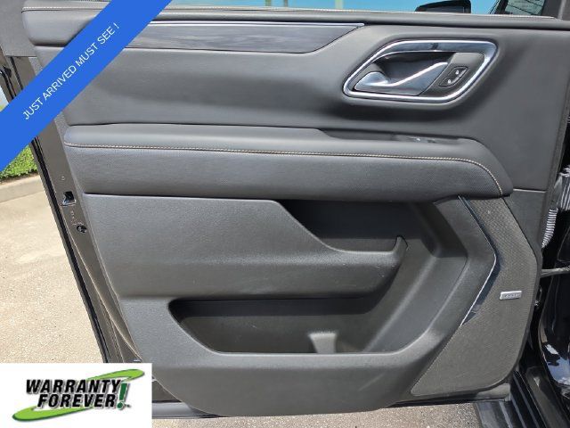 Used 2024 GMC Yukon XL SLT RWD image 17