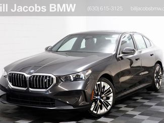 New 2025 BMW i5 xDrive40 w/ Premium Package video 1