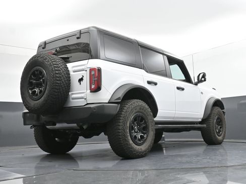 Used 2024 Ford Bronco Wildtrak image 27