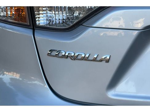 Used 2022 Toyota Corolla LE image 15