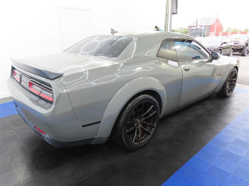 Used 2019 Dodge Challenger R/T Scat Pack w/ Shaker Package RWD image 6
