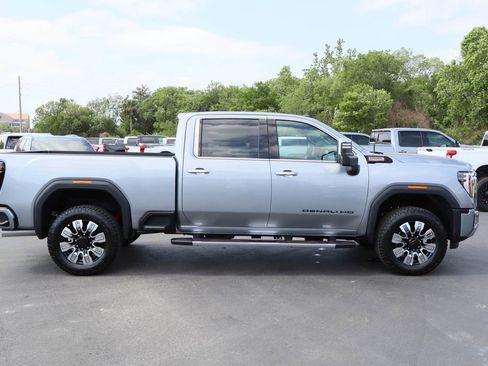 New 2026 GMC Sierra 2500 Denali w/ Denali Reserve Package AWD/4WD image 4