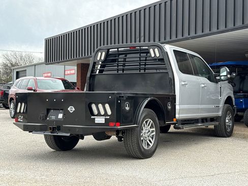 Used 2018 Ford F250 Lariat image 10