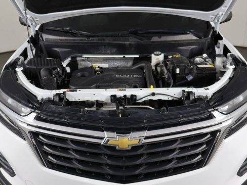Used 2022 Chevrolet Equinox LS w/ LS Convenience Package FWD image 17