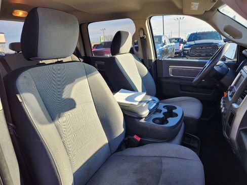 Used 2021 RAM 1500 Classic SLT image 18