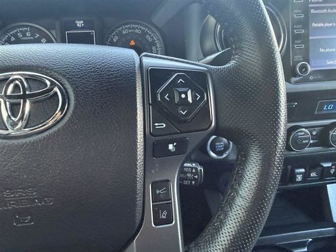 Used 2021 Toyota Tacoma TRD Off-Road w/ Technology Package AWD/4WD image 24