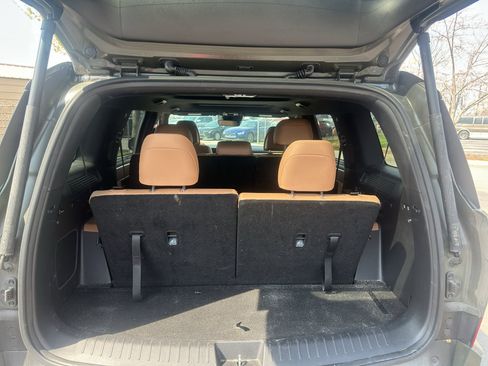 Used 2024 Hyundai Santa Fe Limited image 13