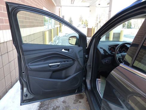 Used 2018 Ford Escape SEL image 17