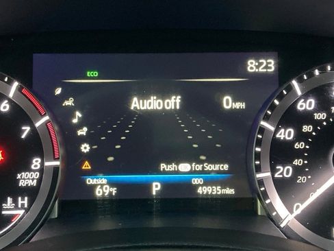 Used 2023 Toyota Highlander XSE image 19