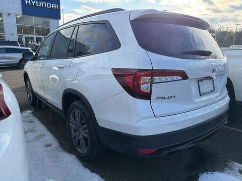 Used 2022 Honda Pilot Sport image 4