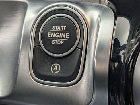 Used 2020 Mercedes-Benz GLB 250 GLB 250 image 25