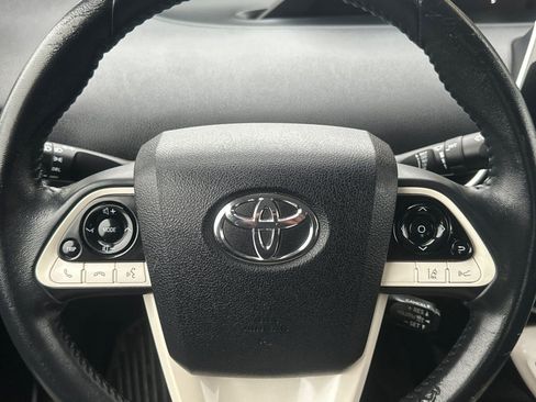 Used 2017 Toyota Prius Prime Plus image 25