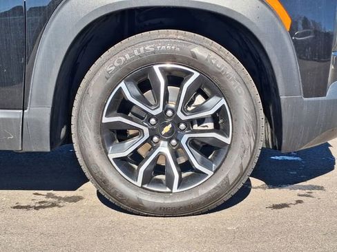 Used 2023 Chevrolet TrailBlazer ACTIV w/ Convenience Package image 9