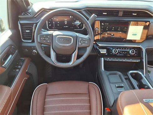 New 2026 GMC Sierra 2500 Denali Ultimate image 9