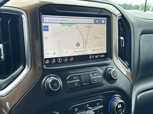 Used 2021 Chevrolet Silverado 2500 High Country w/ Z71 Off-Road Package image 14