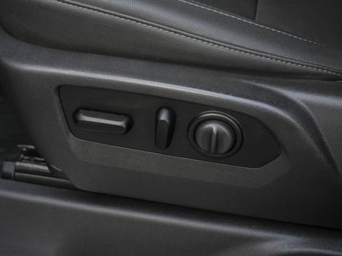Used 2021 Chevrolet Silverado 1500 LT Trail Boss w/ Convenience Package II AWD/4WD image 25