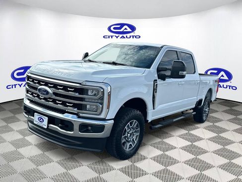 Used 2025 Ford F250 Lariat w/ FX4 Off-Road Package AWD/4WD image 10