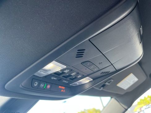 Used 2024 Buick Enclave Essence w/ Experience Buick Package image 17