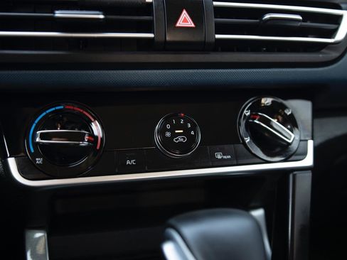 Used 2021 Kia Seltos S image 9