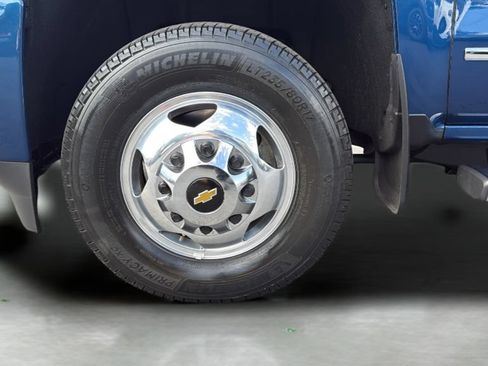 Used 2018 Chevrolet Silverado 3500 High Country AWD/4WD image 42