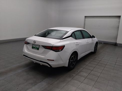 Used 2025 Nissan Sentra SV FWD image 9