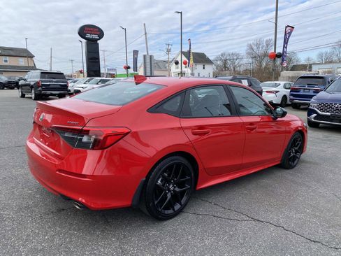 Used 2023 Honda Civic Sport image 6