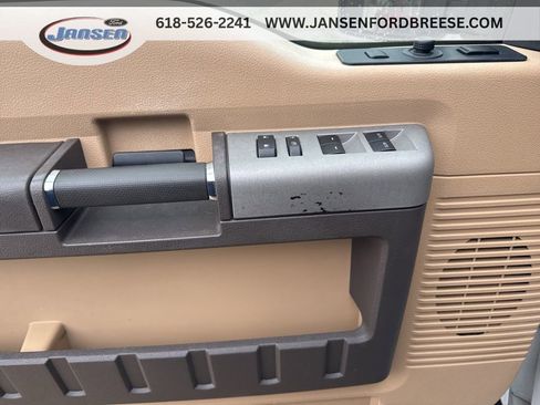 Used 2014 Ford F250 Lariat w/ Lariat Interior Package image 11