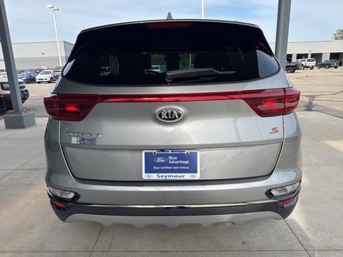 Used 2020 Kia Sportage S image 6