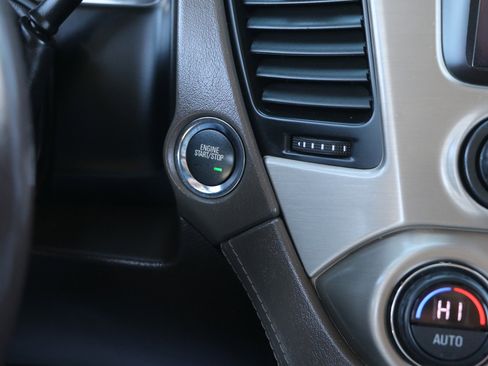 Used 2017 GMC Yukon XL Denali w/ Open Road Package image 25