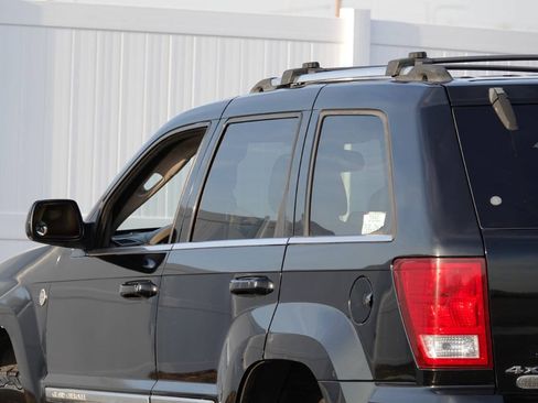 Used 2007 Jeep Grand Cherokee Overland AWD/4WD image 19