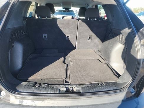 Used 2021 Ford Escape SE image 5