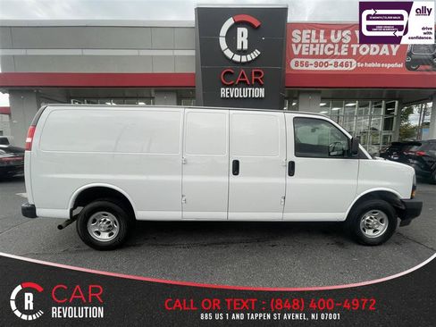 Used 2021 Chevrolet Express 2500 Extended w/ Driver Convenience Package RWD image 9