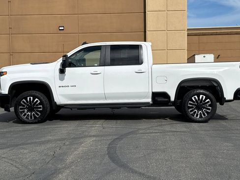Used 2021 Chevrolet Silverado 2500 LT w/ Fleet Comfort Package AWD/4WD image 13