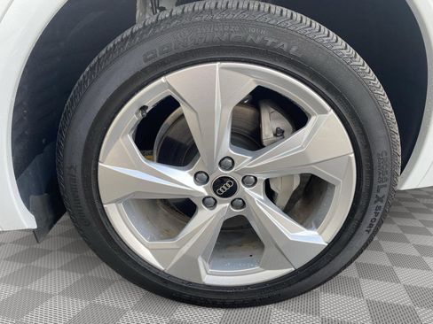 Used 2022 Audi Q5 2.0T Premium Plus w/ Premium Plus Package image 9