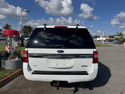 Used 2017 Ford Expedition EL XLT RWD image 5