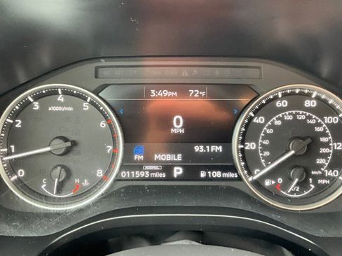 Used 2024 Mitsubishi Outlander ES FWD image 14