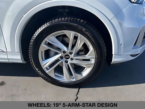 Used 2023 Audi Q7 3.0T Premium w/ Convenience Package image 10