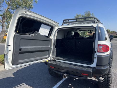 Used 2008 Toyota FJ Cruiser 4WD image 22