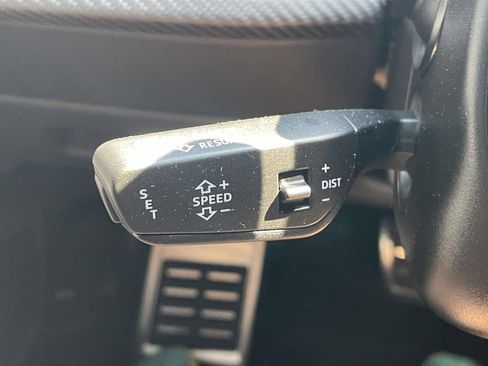Used 2022 Audi RS Q8 w/ Black Optic Package AWD/4WD image 25