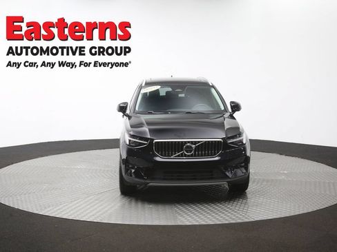 Used 2025 Volvo XC40 B5 Plus AWD/4WD image 53