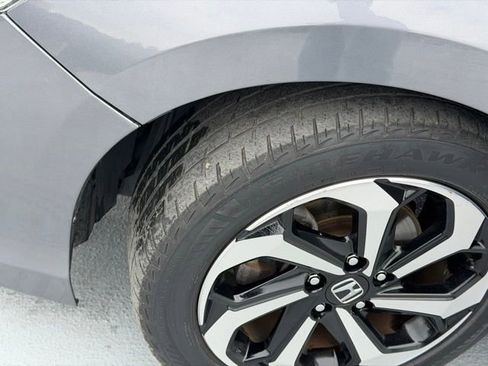 Used 2017 Honda Accord EX image 20