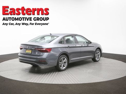 Used 2024 Volkswagen Jetta SE FWD image 73