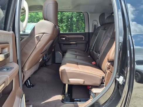 New 2026 RAM 2500 Limited AWD/4WD image 7