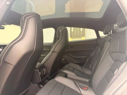 Used 2020 Porsche Taycan 4S image 2