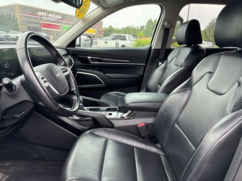 Used 2024 Kia Telluride S AWD/4WD image 10