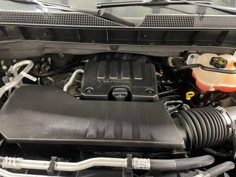 Used 2024 Chevrolet Silverado 1500 Custom AWD/4WD image 21