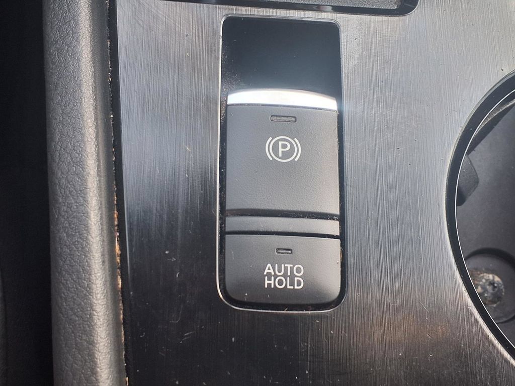 Used 2021 Nissan Rogue SV w/ Premium Package FWD image 7