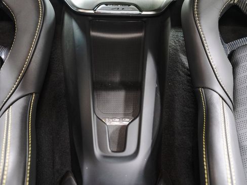 Used 2023 Chevrolet Corvette Stingray Premium Conv w/ 3LT image 37